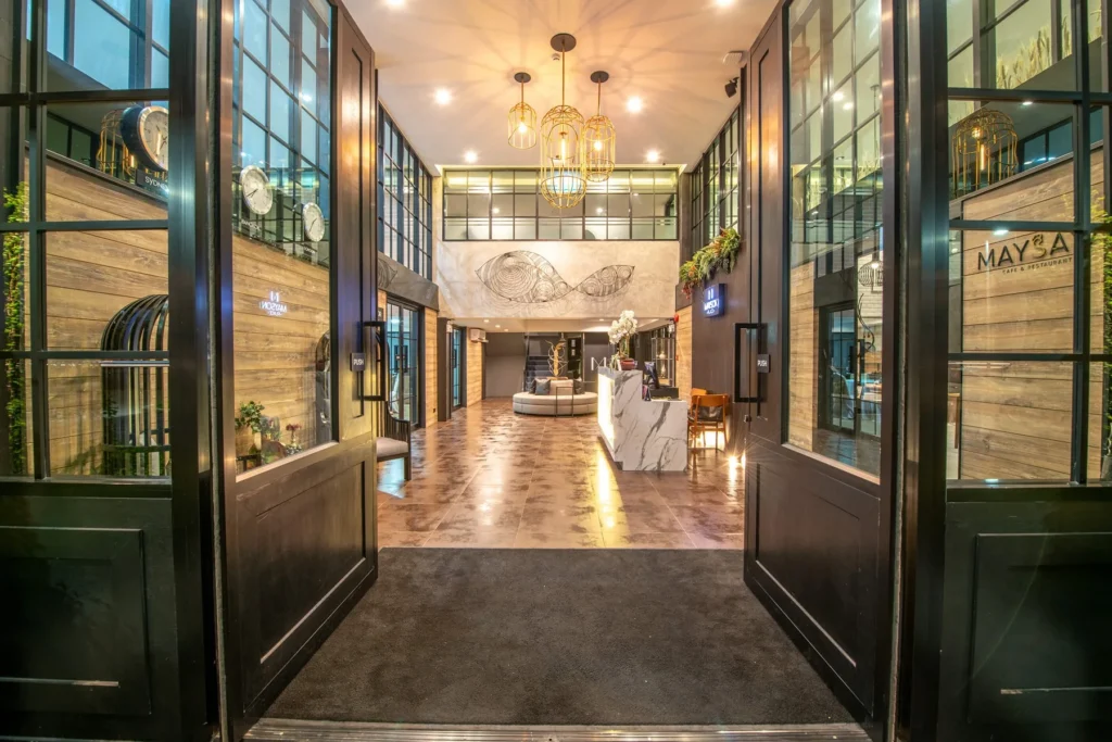lobby maysonplace